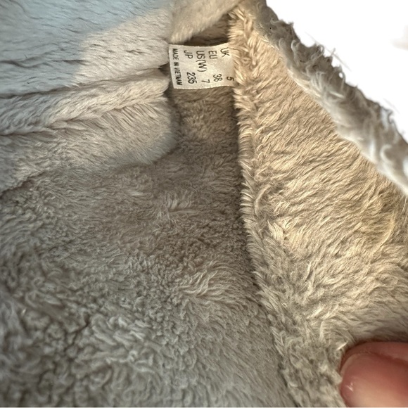 Womens Helly Hansen Leather Embroidered SnowflakeWaterproof Boots Size 7 - Picture 9 of 11